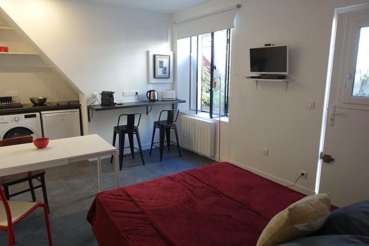 Cite Pilleux - Cozy Apartment In A Private Lane Paris Exteriör bild