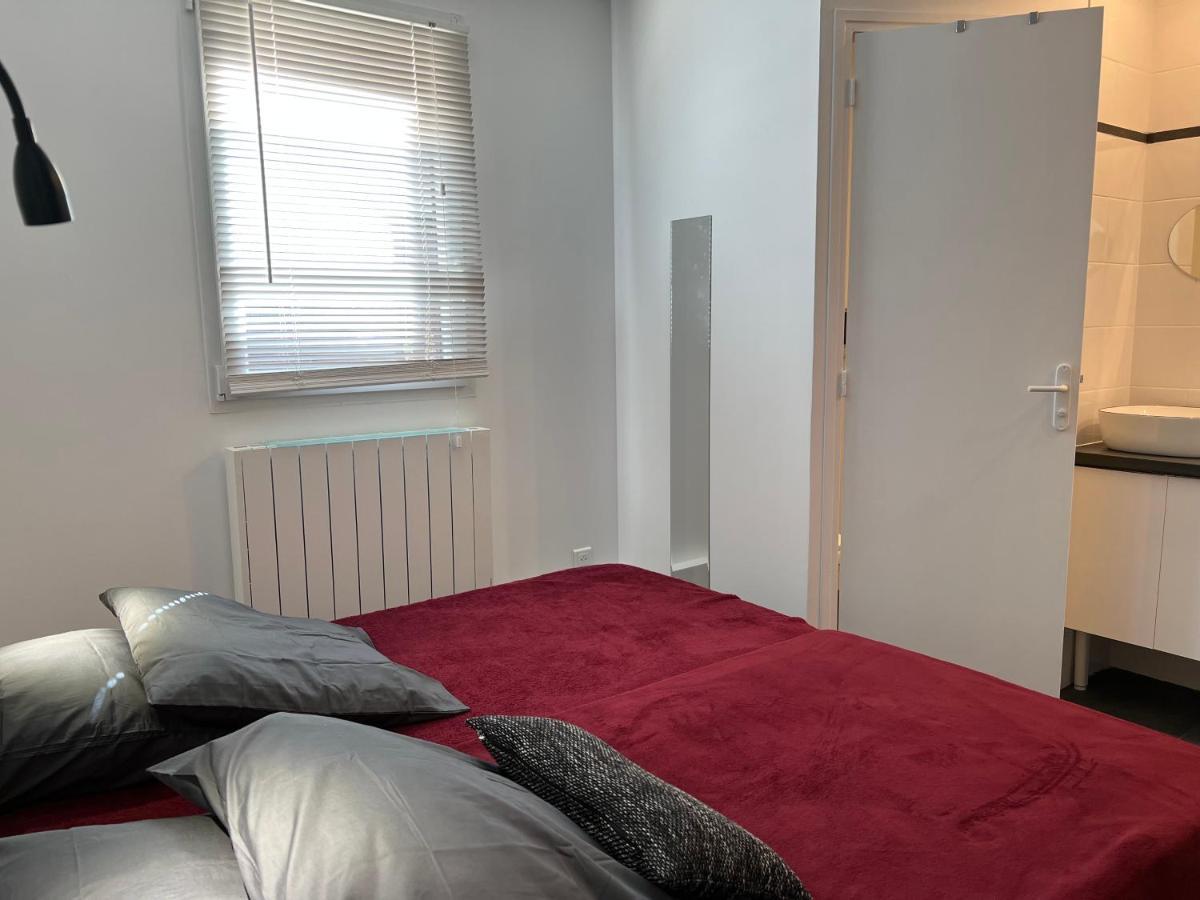 Cite Pilleux - Cozy Apartment In A Private Lane Paris Exteriör bild