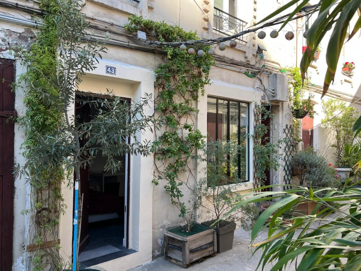 Cite Pilleux - Cozy Apartment In A Private Lane Paris Exteriör bild