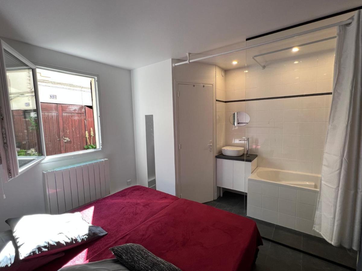 Cite Pilleux - Cozy Apartment In A Private Lane Paris Exteriör bild