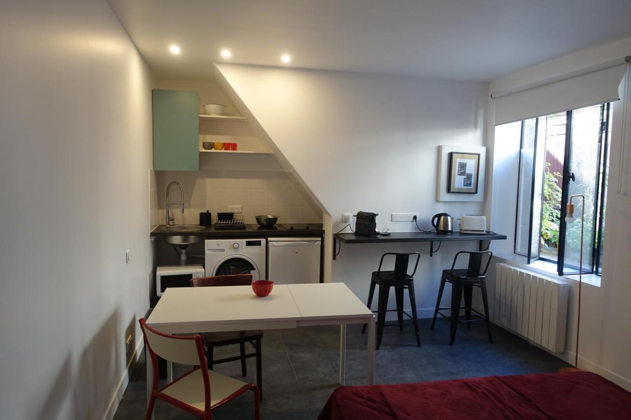 Cite Pilleux - Cozy Apartment In A Private Lane Paris Exteriör bild